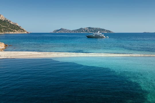Luxury yacht charter in the Mediterranean