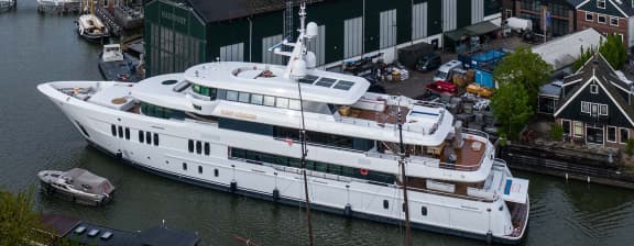 Harbor marina - Project SIDNEY - 200' (61m) Royal Hakvoort Launched!