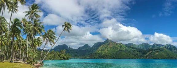 Beach - French Polynesia: How to Charter a Yacht in Style