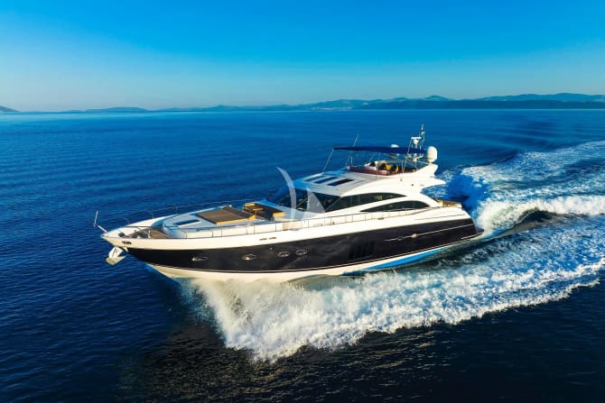 85ft Princess yacht AGAVE — exterior