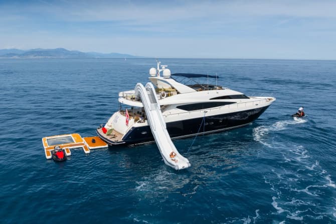 97ft Princess yacht BLUE EYES — exterior