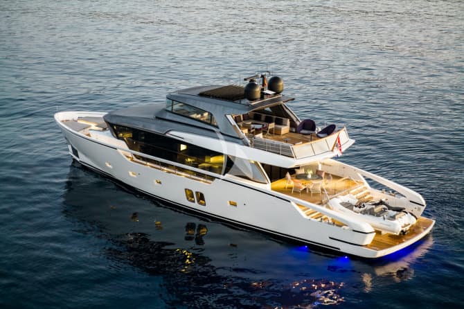 88ft Sanlorenzo yacht DRAGONFLY I — exterior