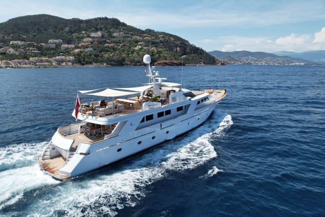 ESPINOLA 114ft CODECASA luxury yacht for sale - photo