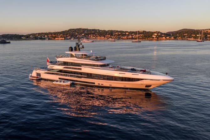 FELICITÀ 164ft MANGUSTA luxury yacht for sale - photo