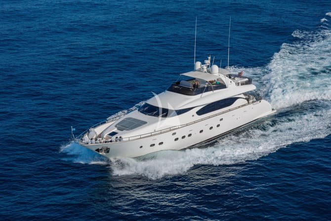 85ft Maiora yacht GEMINI 3 — exterior