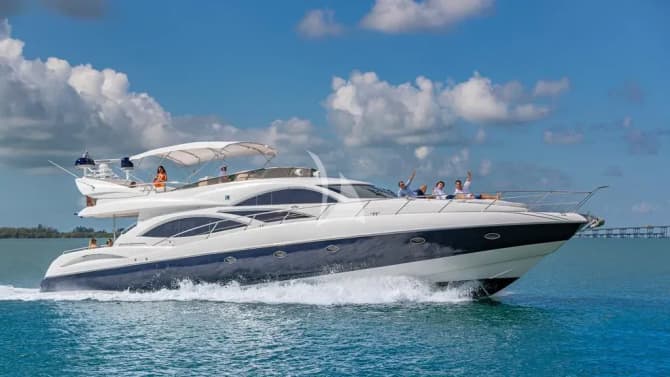 74ft Sunseeker yacht GIULI u2014 exterior