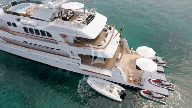 143ft Palmer Johnson yacht GRAND ILLUSION — exterior