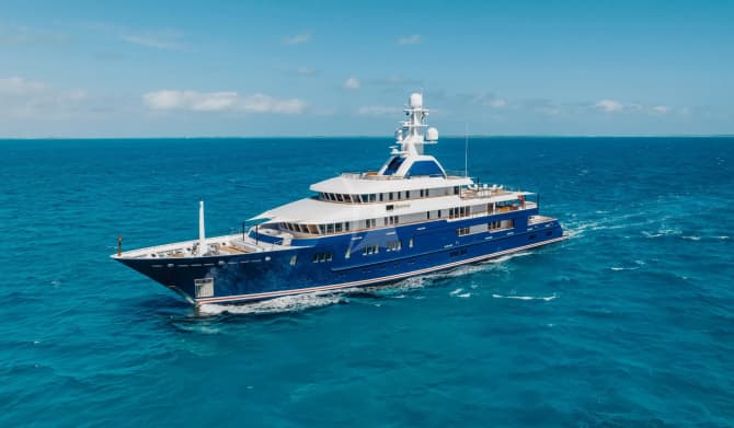 248ft Lurssen yacht HUNTRESS u2014 huntress
