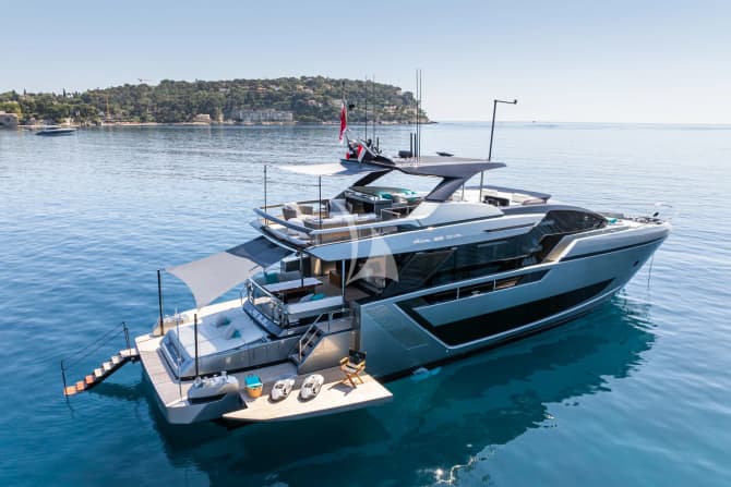 82ft Riva yacht L’AS BLEU u2014 exterior