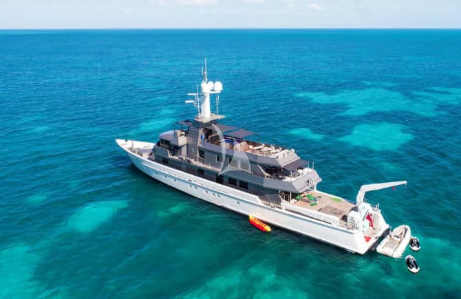 MIZU 174ft OCEANFAST luxury yacht for sale - photo