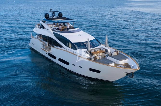 92ft Sunseeker yacht OASIS — exterior