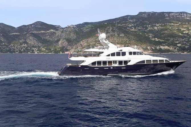 SOHO 120ft BENETTI YACHTS luxury yacht for sale - photo