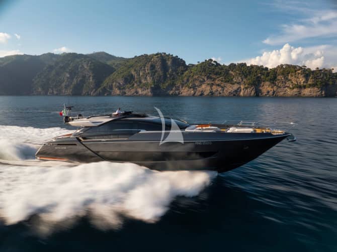 88ft Riva yacht SPACE COWBOY — exterior