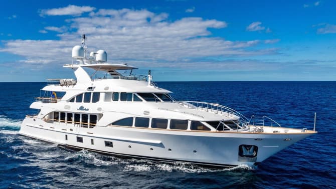 ALLORA 121ft BENETTI YACHTS luxury yacht for sale - photo