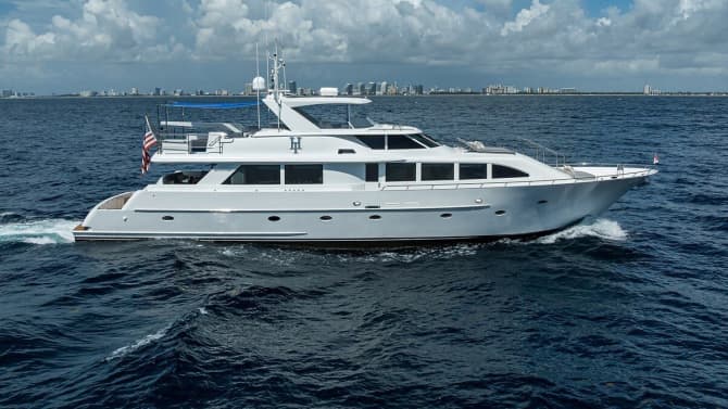 HARD TIMES 98ft WESTPORT - WESTBAY luxury yacht for sale - photo