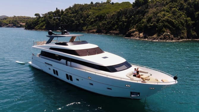 MUMA 95ft SANLORENZO YACHTS luxury yacht for sale - photo
