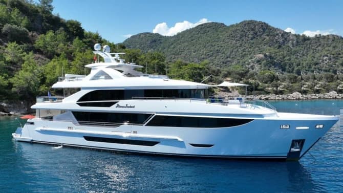 ROMEO FOXTROT II 118ft HARGRAVE luxury yacht for sale - photo