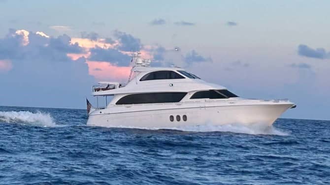 SAPPHIRE 72ft HATTERAS luxury yacht for sale - photo