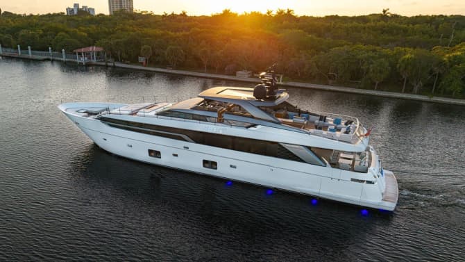 SOFI VI 120ft SANLORENZO YACHTS luxury yacht for sale - photo