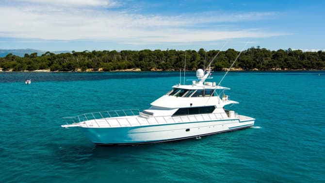 SPHEREFISH 86ft HATTERAS luxury yacht for sale - photo