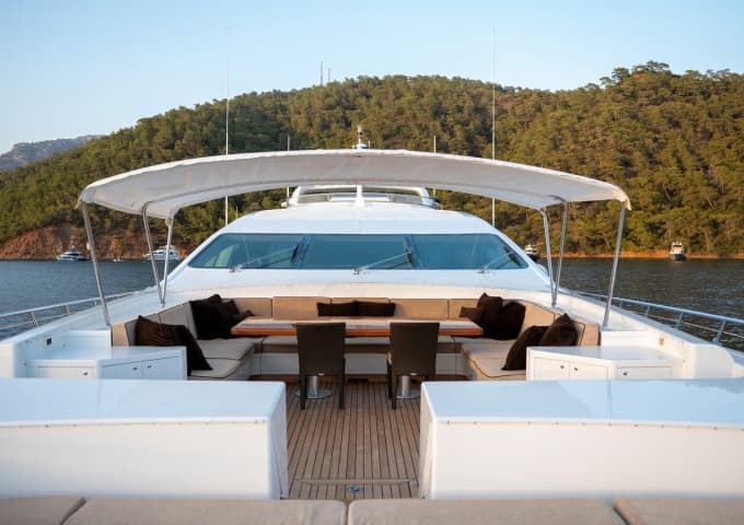 SEA PEARL 164ft MANGUSTA luxury yacht for sale - profile view