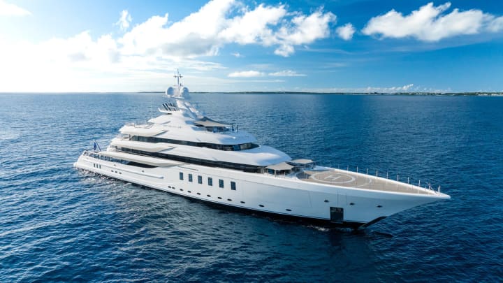 CC-SUMMER 312ft Lurssen luxury superyacht - profile view