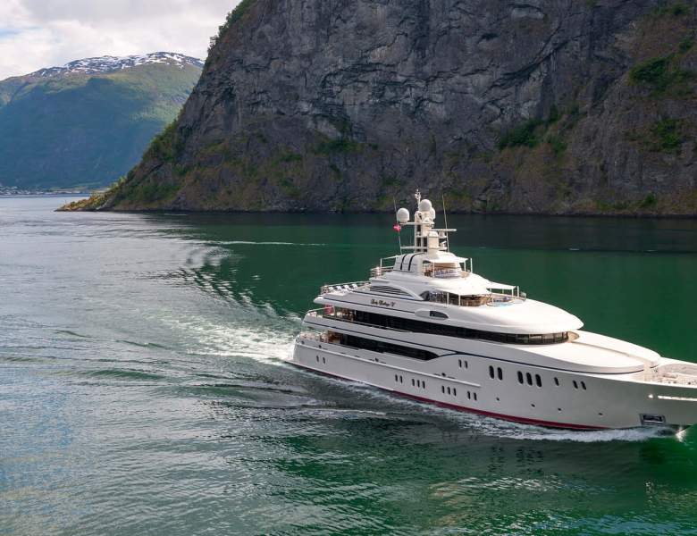 Seascape - Available For Christmas & New Years! LADY KATHRYN V - 200Ft (61m) Lurssen