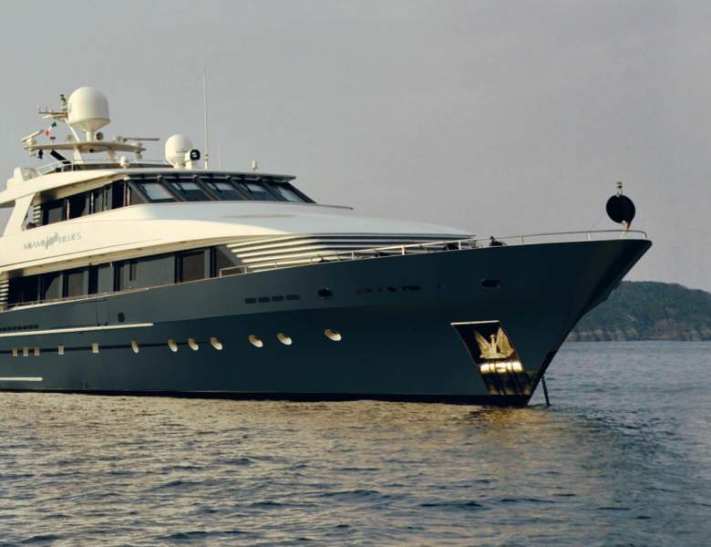 Sales CA Update MIAMI BLUES - 114 Ft. (35m) Euroship Cees Cornelissen