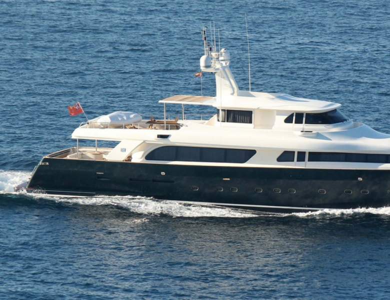GIHRAMAR - 102' (31m) Ferretti Custom Line - Sales Update