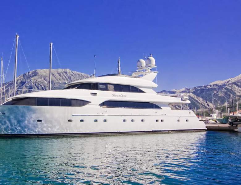 MONA LIZA 140ft Westship luxury motor yacht - photo