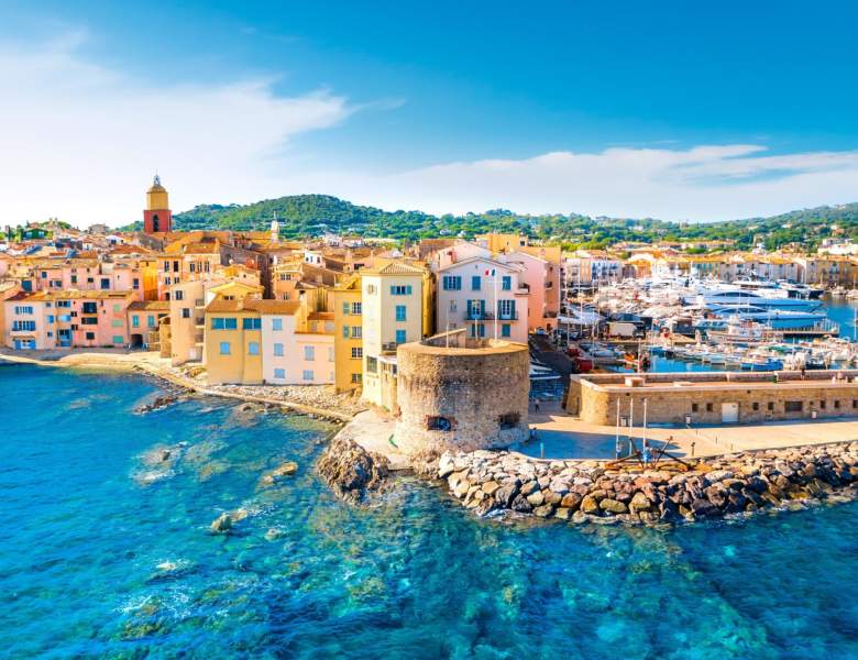 Harbor marina - Visit St. Tropez In Style Aboard Your Dream Yacht Charter