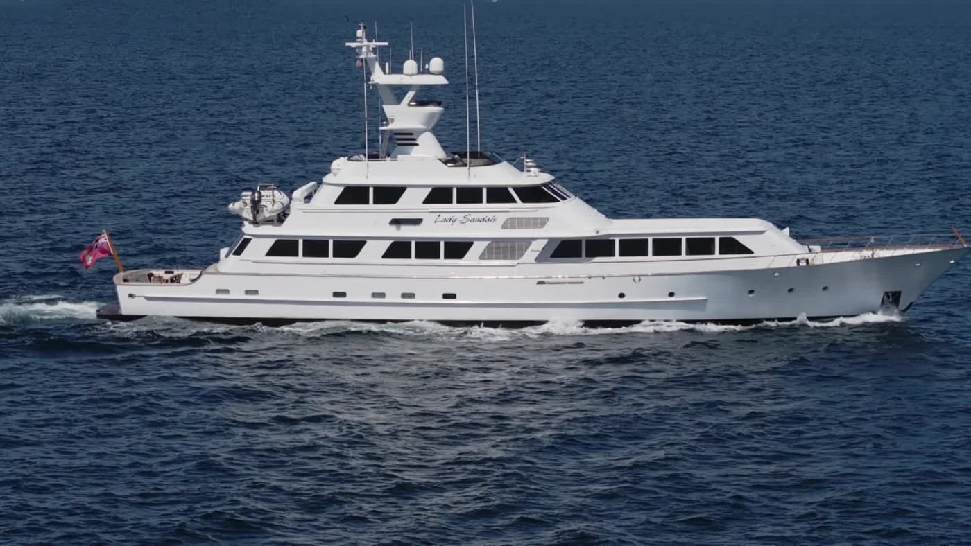 LADY SANDALS video thumbnail